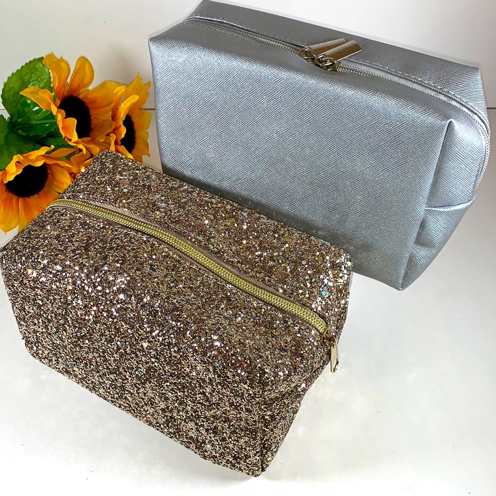 Cosmetic NWOT Glam Travel Bags Gold Silver Sparkly